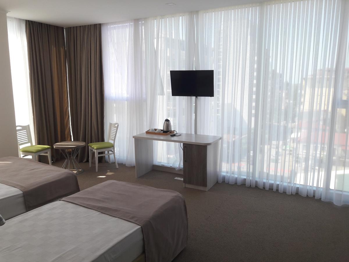 Hotel Green Glass 바투미 외부 사진