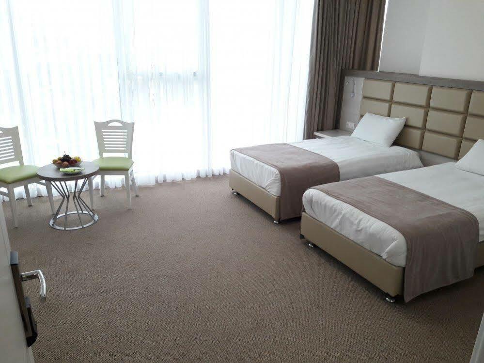 Hotel Green Glass 바투미 외부 사진